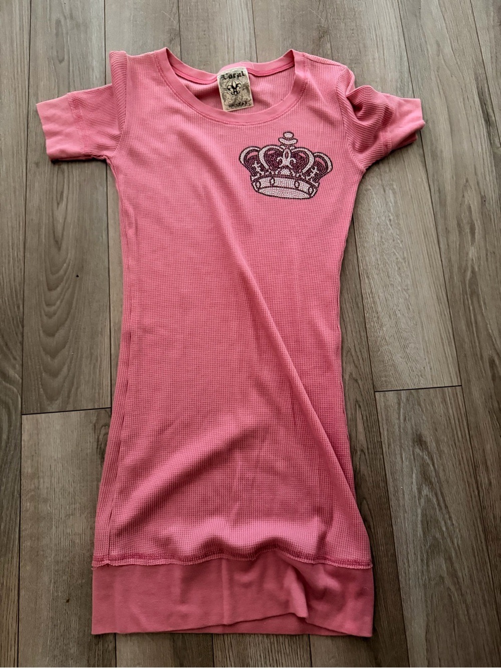 Vocal Pink Ribbed Dress Short Sleeve Embellished Crystals Crown